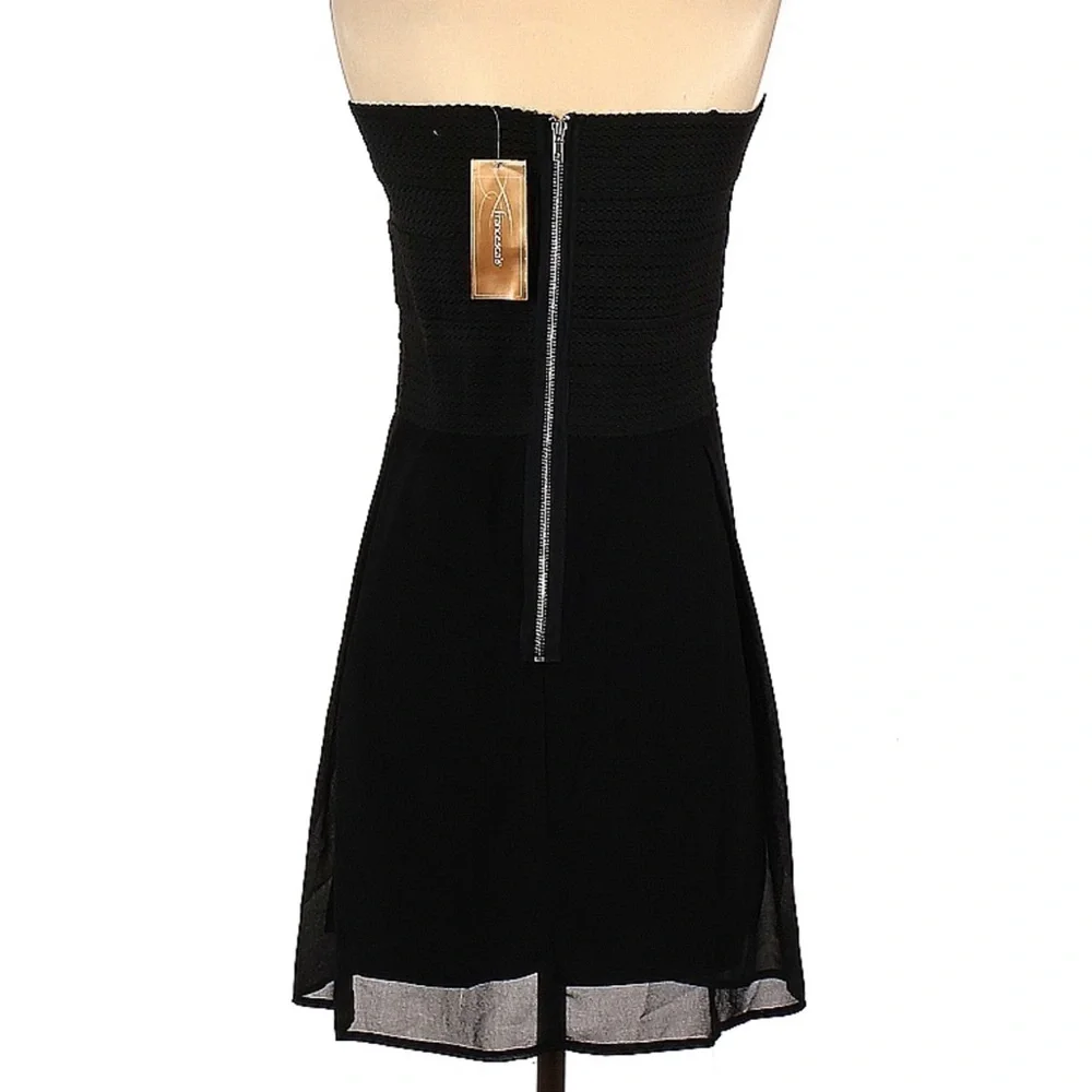 Jun & Ivy Strapless Black Cocktail Dress - Picture 2 of 6